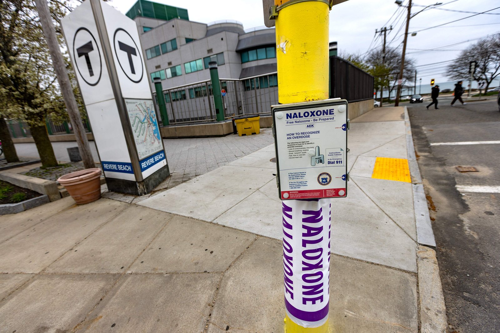 A naloxone box in front of the Revere Beach MBTA station. (Jesse Costa/WBUR)