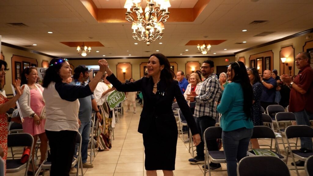 REVIEW: Gina Hinojosa launches “Money in Your Pocket” economic agenda in Houston, San Antonio and Laredo 15 1783956613 252 REVIEW Gina Hinojosa launches Money in Your Pocket economic agenda