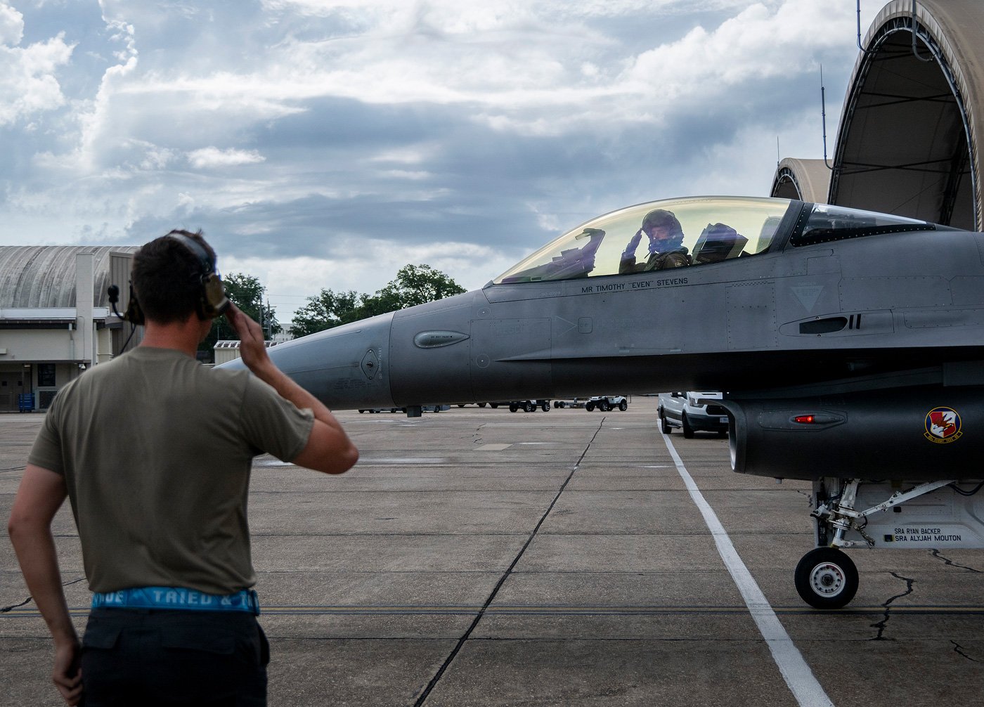 DARPA and US Air Force fly AI controlled F 16s paving the