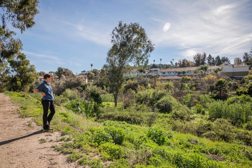Encinitas gives money to homeless shelters