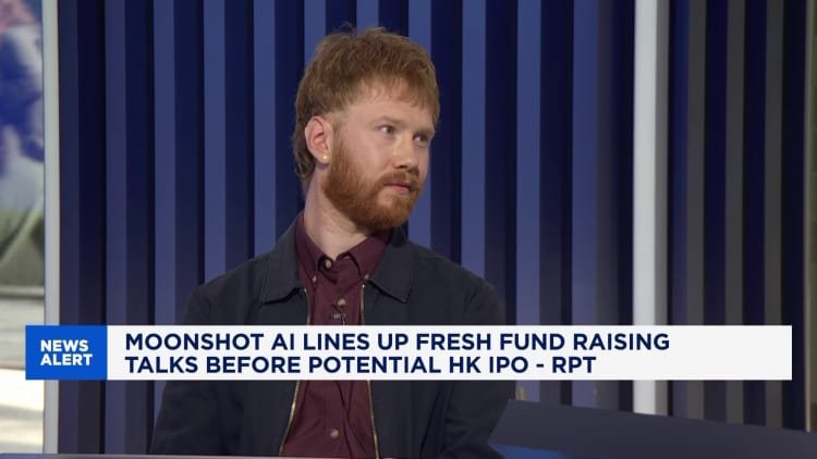 The Chinese startup Moonshot AI is introducing a new model, closing the performance gap with its US competitors