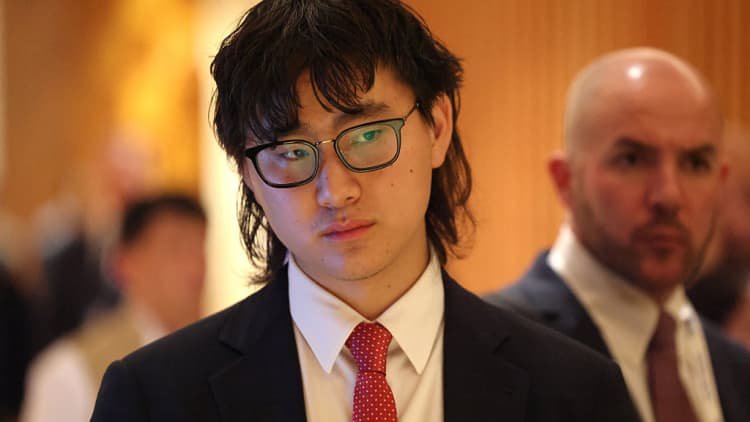 A year later, Meta AI boss Alexandr Wang is facing major challenges