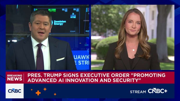 Trump signs AI executive order calling on companies to give the government early access to models